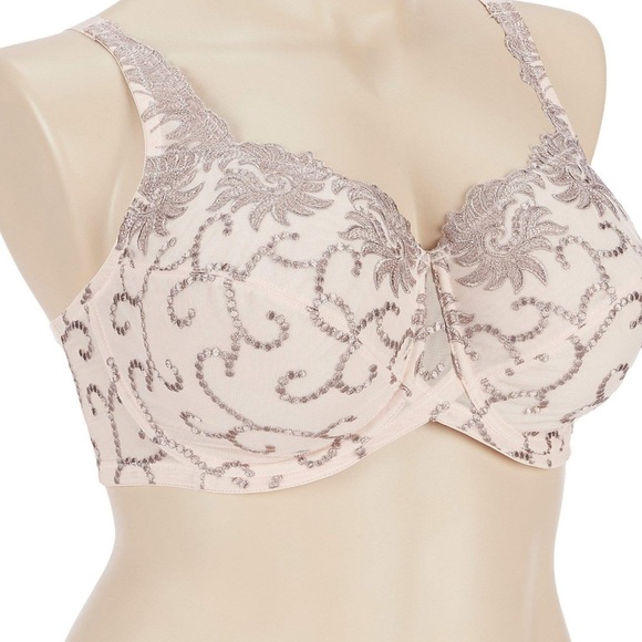 Cream Lace Bra Intimates Sleepwear - Picture 1 of 9